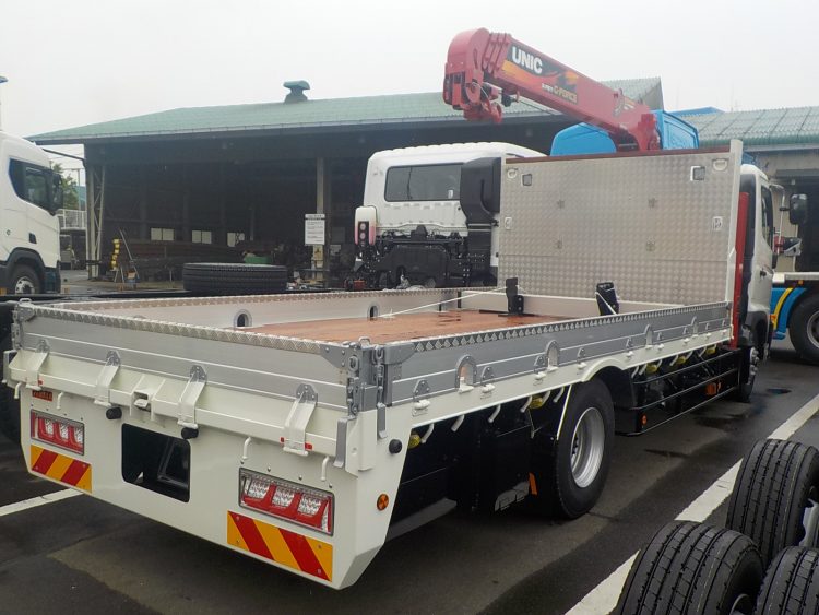 増トン クレーン付き重量物車